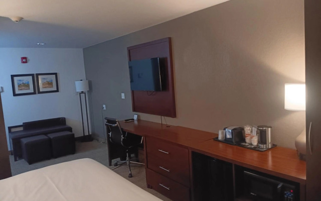 Microtel Inn & Suites by Wyndham Aztec