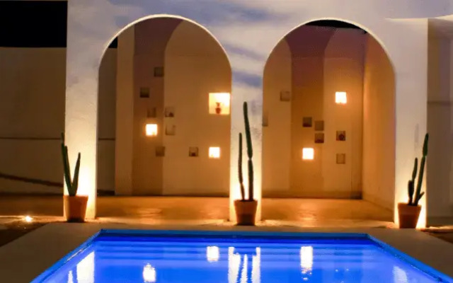 Roka Hotel Boutique