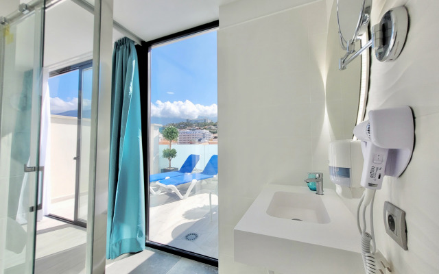 Hotel Puerto Azul