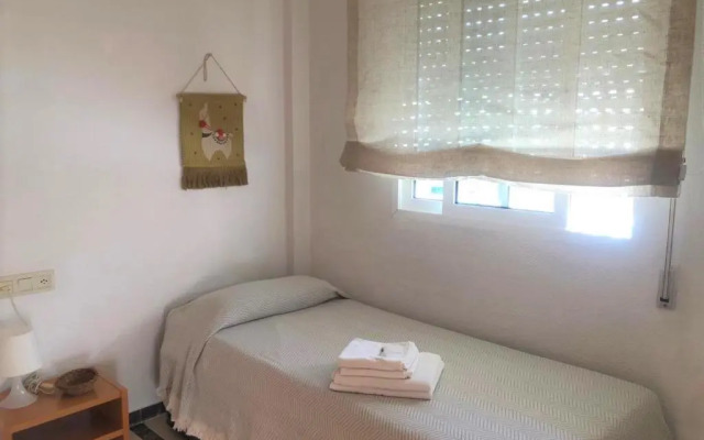 Acogedor apartamento frente al mar con piscina