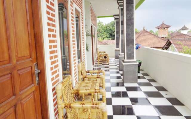 Pucuk Merah 51 Guesthouse Canggu