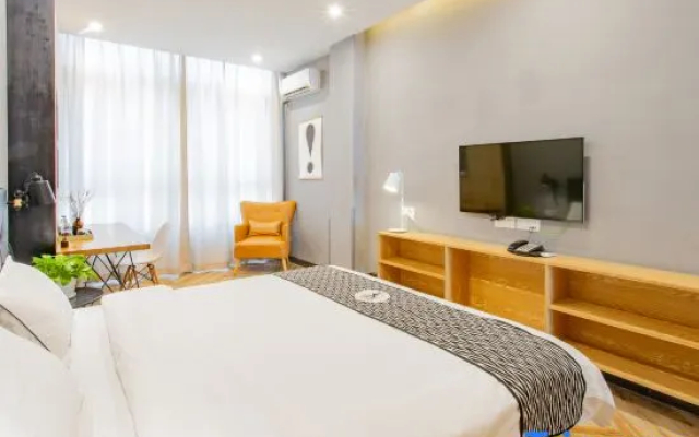 Shanjian Hotel (Sanya Phoenix Airport Branch)