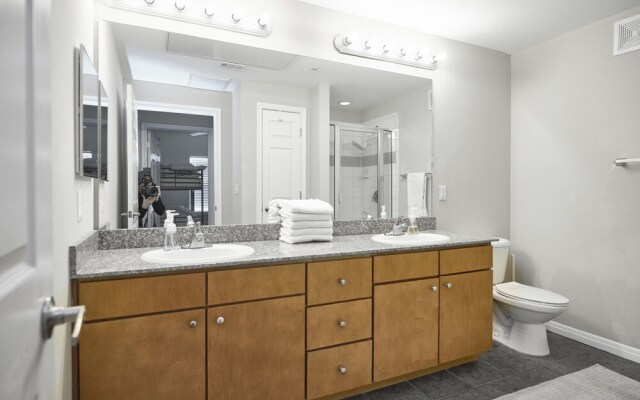 Super Sweet Suites