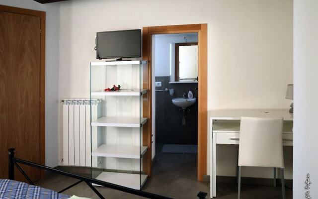 San Nicolò Holiday Home