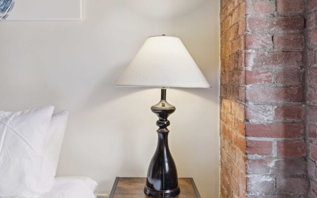 Historic Loft Retreat With Pool