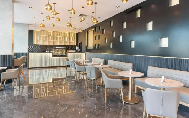 Rhactus Hotel New Alamein