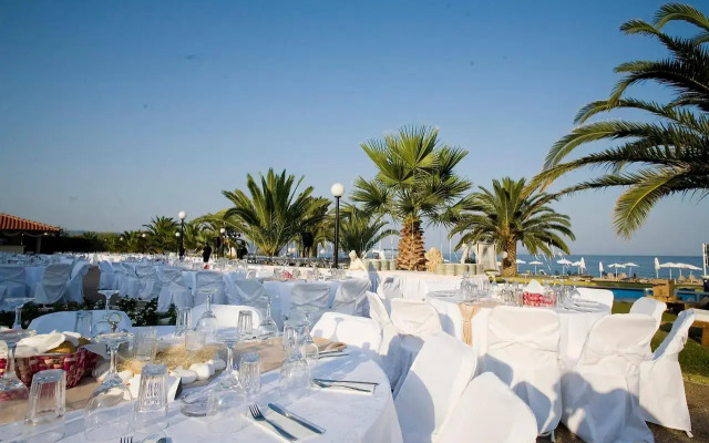 Assa Maris Beach Hotel