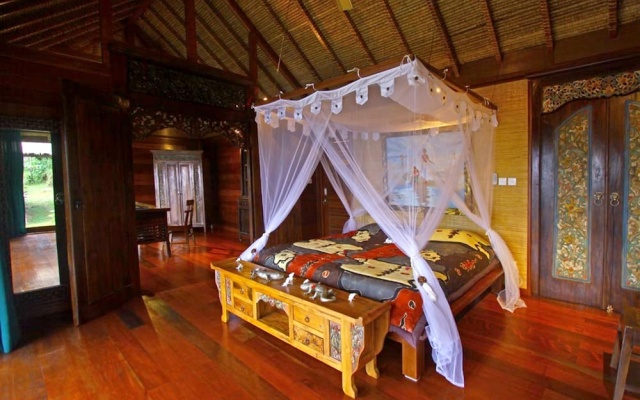 Villa With 3 Bedrooms in Kabupaten Buleleng, With Wonderful sea View, – Guest Rooms – Sukasada