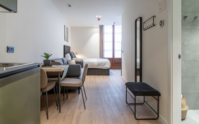 limehome Vitoria Palacio Álava-Velasco