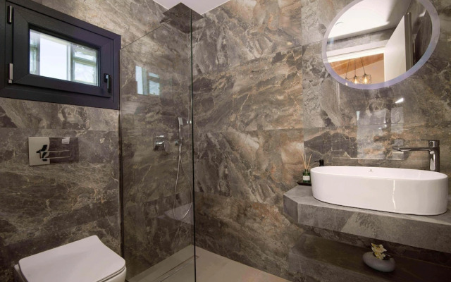 Kozakos Villa 1 With Private Swimming Pool