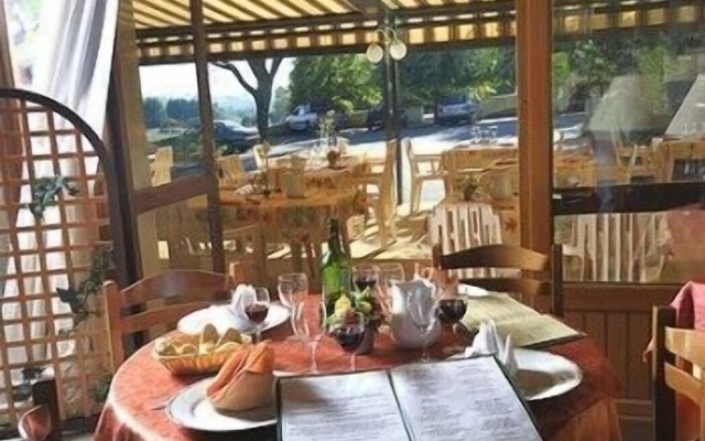 Logis Auberge De La Mandrie