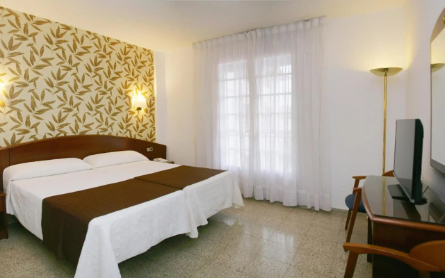 Hotel La Carolina