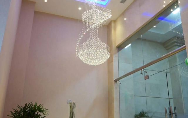 Richico Apartments And Hotel