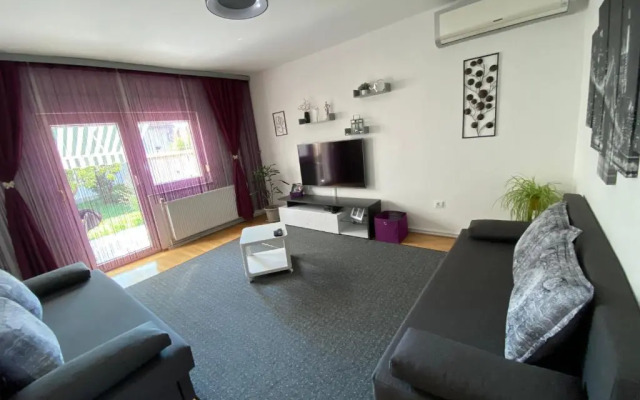 Apartman Sweet Garden K&A