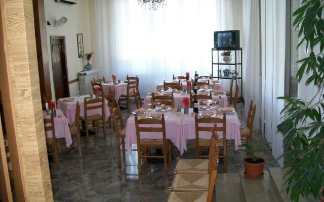 Hotel Ristorante Delle Rose