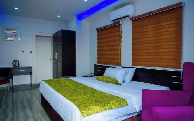 White Vill Hospitality And Homes