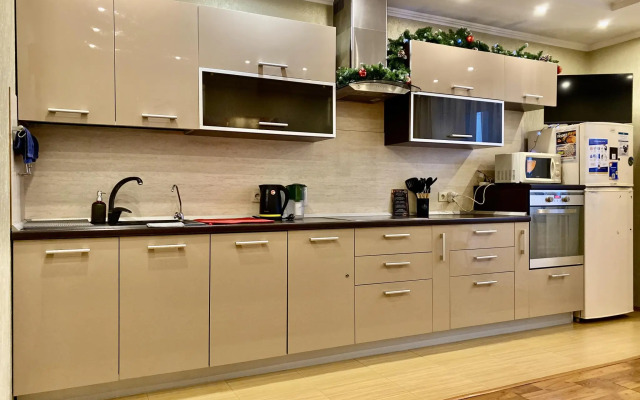 Compass (Компасс) на улице Первомайская