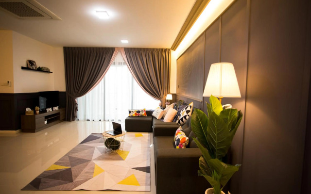 Cozy contemporary homestay @ Suasana suites