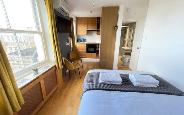 Portobello Road artistic studios