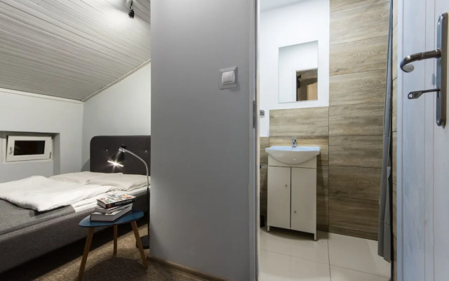 3 Bros' Hostel Cieszyn