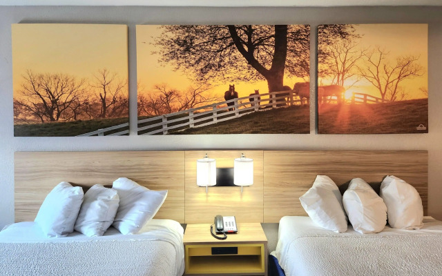 Days Inn by Wyndham Houston