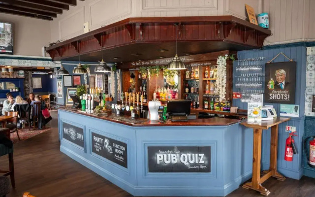 Bridge Inn Hotel