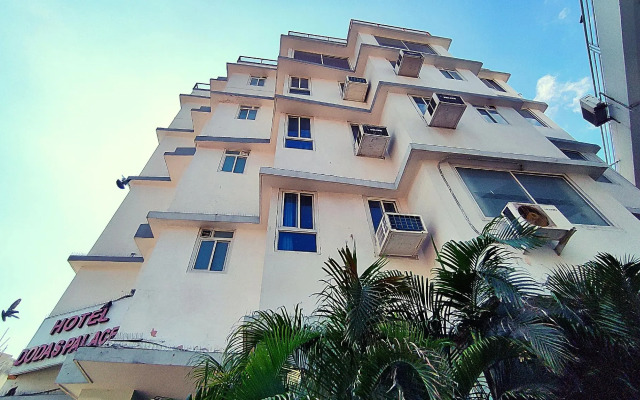 OYO 7087 Hotel Dodas Palace
