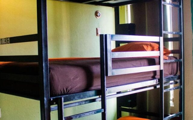 Hostel Yaxha