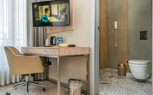 The Gate 30 Suites