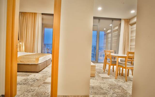 Apartments in Ameri Plaza