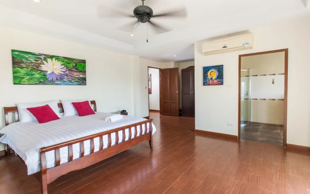 Kata Top View by Lofty