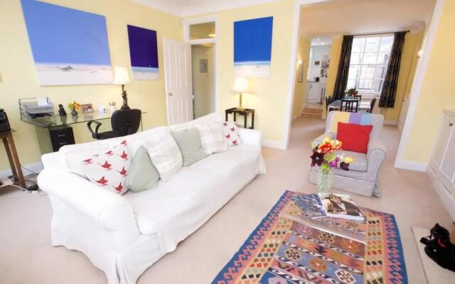 Luxurious 2BR flat in Pimlico, near Warwick sq.