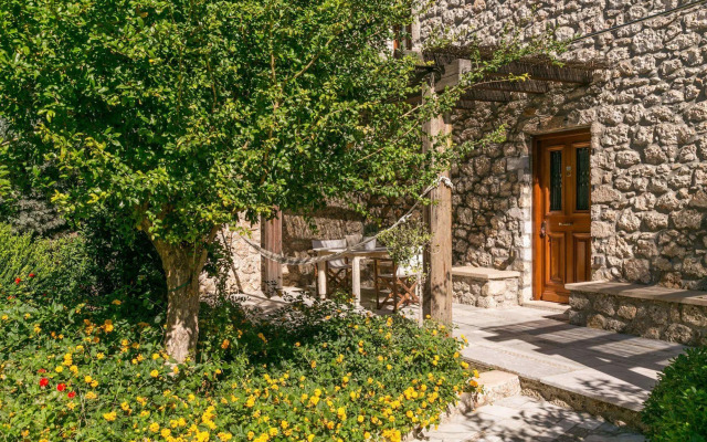 Mare Monte Luxury Suites