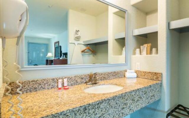 Southern Inn and Suites Pearsall