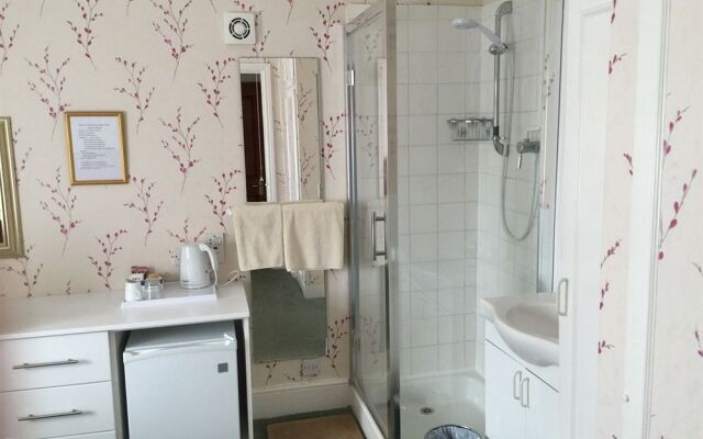 Kenmore Guest House