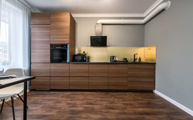 One Bedroom Luxury Apartment-Двухкомнатная квартира у метро Фрунзенская