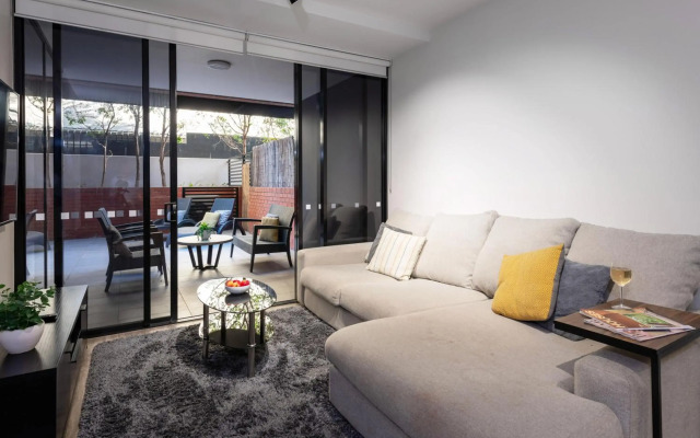 Astra Apartments Arena