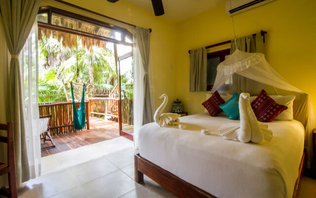 Playa Canek Beachfront Eco Hotel