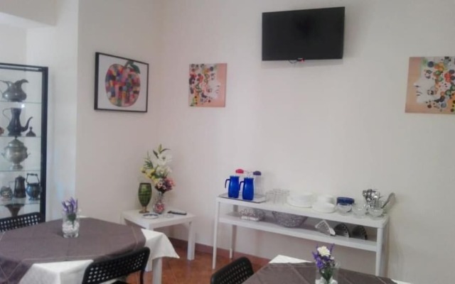BB Alexander-Room and Breakfast