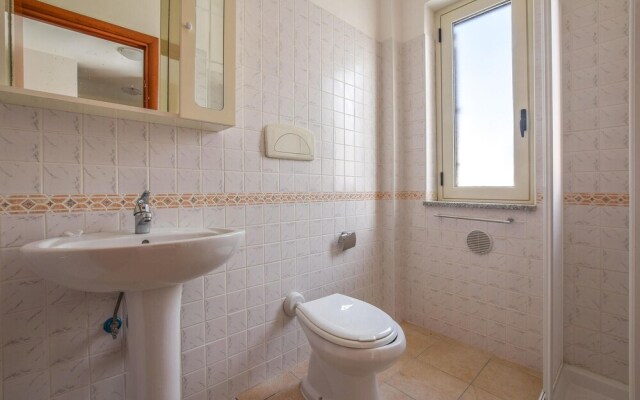 Nice Apartment in Isca Marina With 1 Bedrooms