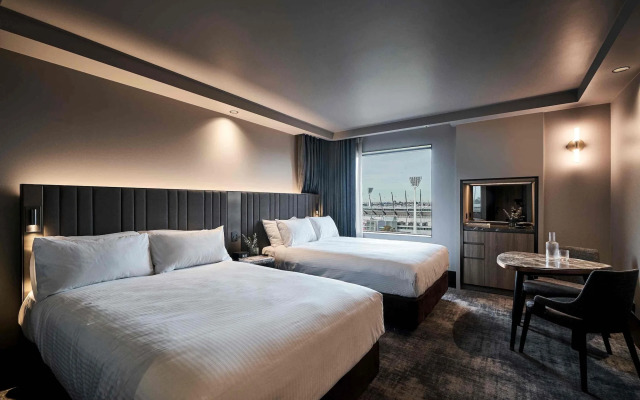 Pullman Melbourne on the Park