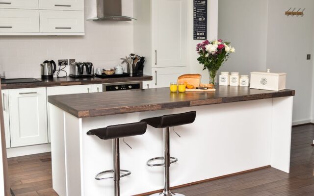 Daisy Bungalow Near Sidmouth