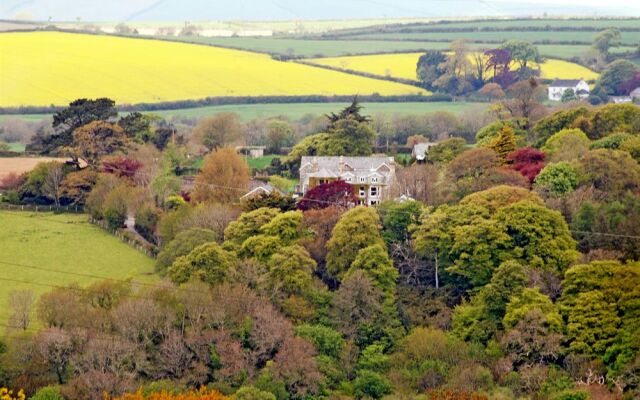 Tredethy House