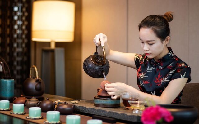 HUALUXE Xiamen Haicang Harbour View by IHG