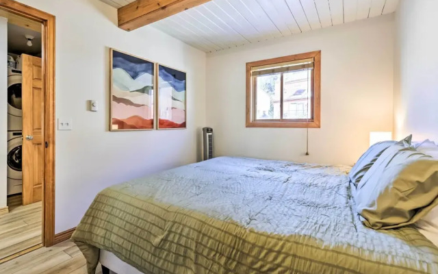 Fraser Mountain Escape w/ Fireplace & Deck!