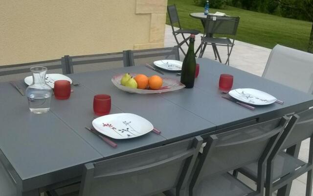 Gîte Badefols-sur-Dordogne, 5 pièces, 8 personnes - FR-1-616-94