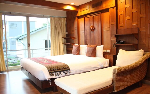 Lamphu Tree House Boutique Hotel