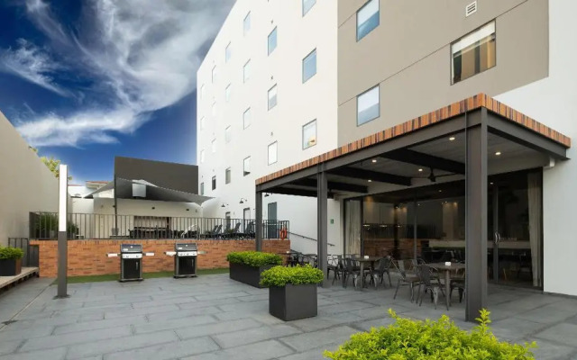 Staybridge Suites Villahermosa  by IHG