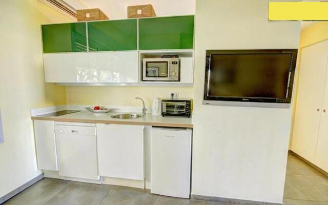 Tlv Living Apartment