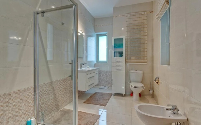Luxury Apartment Tigne Point With Pool